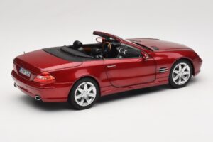 Mercedes SL 500 R230 Red Metallic Ограничено Издание Norev 1:18 183841 Метал — снимка 3 от 8