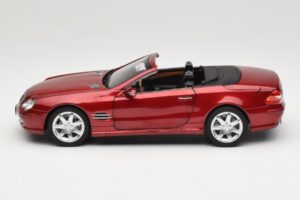 Mercedes SL 500 R230 Red Metallic Ограничено Издание Norev 1:18 183841 Метал — снимка 4 от 8