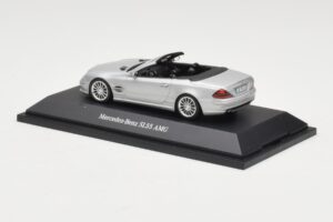 Mercedes SL 55 AMG R230 Сребрист Minichamps 1:43 B66962347 Метал — снимка 3 от 4