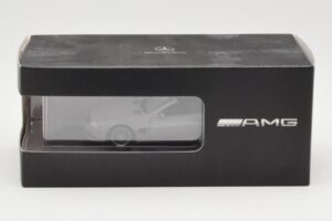 Mercedes SL 55 AMG R230 Сребрист Minichamps 1:43 B66962347 Метал — снимка 4 от 4