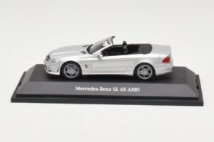 Mercedes SL 65 AMG R230 Сребрист Minichamps 1:43 B66960601 Метал