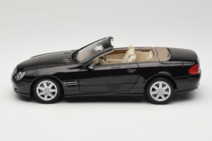 Mercedes SL R129 Черен Minichamps 1:18 B66962171 Метал — снимка 5 от 11