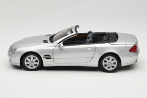 Mercedes SL R129 Сребрист Minichamps 1:18 B66962133 Метал — снимка 5 от 10