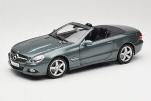 Mercedes SL R230 Amiant Green Minichamps 1:18 B66962389 Метал