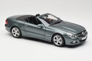 Mercedes SL R230 Amiant Green Minichamps 1:18 B66962389 Метал — снимка 6 от 8