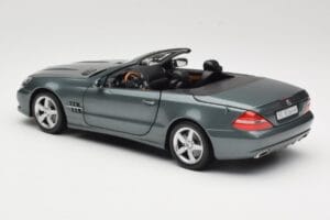 Mercedes SL R230 Amiant Green Minichamps 1:18 B66962389 Метал — снимка 7 от 8