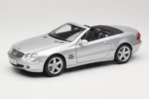 Mercedes SL R230 Сребрист Maisto 1:18 B66962125 Метал