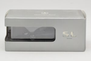 Mercedes SL R230 Tenorit Grey Metallic Minichamps 1:43 B66962392 Метал — снимка 4 от 4