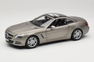 Mercedes SL500 R231 Dark Grey Matt Norev 1:18 183590 Метал — снимка 3 от 9