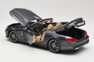 Mercedes SL65 AMG Black Series R230 Matte Black Maisto 1:18 36198 Метал — снимка 5 от 8