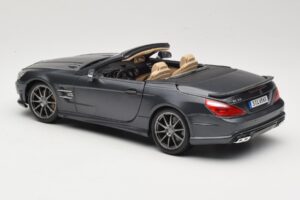 Mercedes SL65 AMG Black Series R230 Matte Black Maisto 1:18 36198 Метал — снимка 7 от 8
