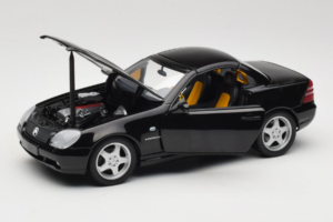 Mercedes SLK R170 230 AMG Черен Minichamps 1:18 B66960004 Метал — снимка 2 от 9
