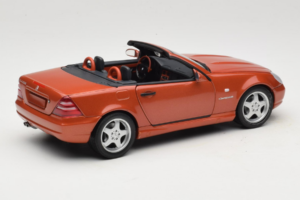 Mercedes SLK R170 230 AMG Orange Metallic Minichamps 1:18 B66005227 Метал — снимка 3 от 9