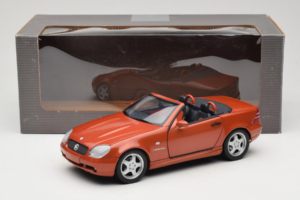 Mercedes SLK R170 230 AMG Orange Metallic Minichamps 1:18 B66005227 Метал — снимка 9 от 9