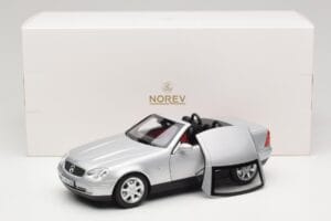 Mercedes SLK R170 Brilliant Silver Norev 1:18 183020 Метал — снимка 9 от 9