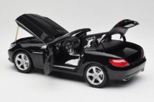 Mercedes SLK R172 Magnetite Черен Minichamps 1:18 B66960514 Метал — снимка 5 от 8