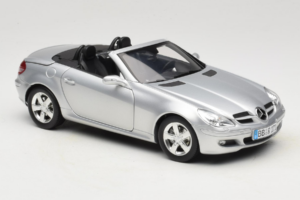 Mercedes SLK R171 Сребрист Minichamps 1:18 B66962318 Метал — снимка 7 от 9