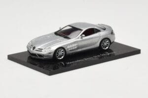 Mercedes SLR McLaren Crystal Silver Minichamps 1:43 B66961974 Метал — снимка 2 от 4