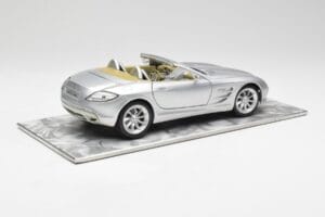 Mercedes SLR Vision Roadster Liquid Сребрист Maisto 1:18 B66963208 Метал — снимка 3 от 8