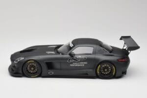 Mercedes AMG SLS C197 GT3 45 Години Driving Performance Minichamps 1:18 151133100 Метал — снимка 3 от 6