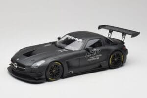 Mercedes AMG SLS C197 GT3 45 Години Driving Performance Minichamps 1:18 151133100 Метал