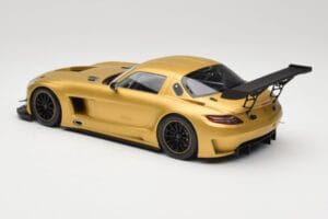 Mercedes AMG SLS C197 GT3 Street Златен Minichamps 1:18 151113106 Метал — снимка 5 от 6