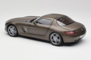 Mercedes SLS AMG C197 Monza Сив Minichamps 1:18 B66960044 Метал — снимка 7 от 8