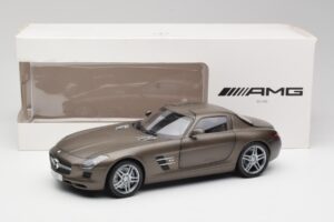 Mercedes SLS AMG C197 Monza Сив Minichamps 1:18 B66960044 Метал — снимка 8 от 8