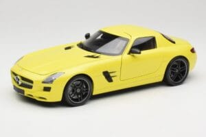 Mercedes SLS AMG C197 Жълт Minichamps 1:18 100039022 Метал