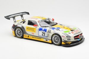 Mercedes SLS AMG GT3 #21 Rowe Racing Arnold / Roloff / Seyffarth / Jäger ADAC 24 Hours Nürburgring 2013 Minichamps 1:18 15113 — снимка 4 от 6