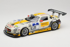 Mercedes SLS AMG GT3 #21 Rowe Racing M. Hartung / N. Heyer ADAC 24 Hours Nurburgring 2013 Minichamps 1:18 151133121 Метал