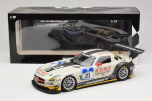 Mercedes SLS AMG GT3 #21 Rowe Racing M. Zehe / M. Hartung ADAC 24h Nurburgring 2012 Minichamps 1:18 151123121 Метал — снимка 6 от 6