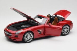Mercedes SLS AMG R197 Roadster Le Mans Червен Minichamps 1:18 100039030 Метал — снимка 2 от 8