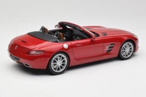 Mercedes SLS AMG R197 Roadster Le Mans Червен Minichamps 1:18 100039030 Метал — снимка 3 от 8