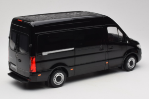 Mercedes Sprinter Черен Norev 1:18 183041 Метал — снимка 3 от 8
