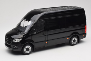 Mercedes Sprinter Черен Norev 1:18 183041 Метал