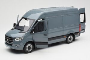 Mercedes Sprinter W907 Синьо-Сиво Norev 1:18 183423 Метал — снимка 2 от 7
