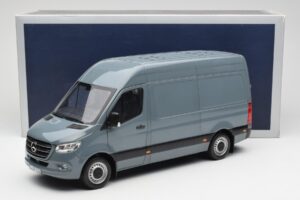 Mercedes Sprinter W907 Синьо-Сиво Norev 1:18 183423 Метал — снимка 7 от 7
