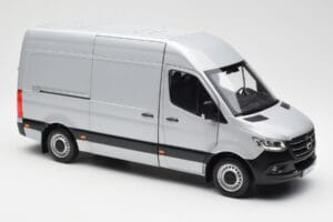 Mercedes Sprinter W907 Сребрист Norev 1:18 183424 Метал — снимка 6 от 8