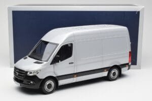 Mercedes Sprinter W907 Сребрист Norev 1:18 183424 Метал — снимка 8 от 8