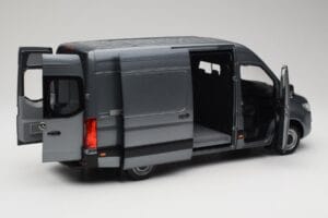 Mercedes Sprinter W907 Ван Selenite Grey Metallic Norev 1:18 B66004163 Метал — снимка 2 от 8