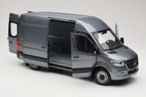 Mercedes Sprinter W907 Ван Selenite Grey Metallic Norev 1:18 B66004163 Метал — снимка 5 от 8