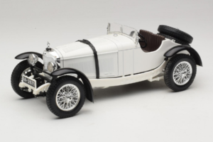 Mercedes SSK Бял Bburago 1:18 3009-P3 Метал