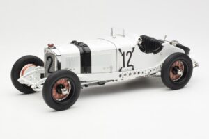 Mercedes SSKL #12 O. Merz German GP 1931 CMC 1:18 M-189 Метал