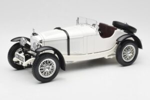 Mercedes SSKL Бял Bburago 1:18 3002 Метал
