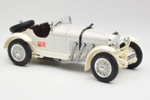 Mercedes SSKL Бял & Кремав Bburago 1:18 3002-M1 Метал — снимка 4 от 6