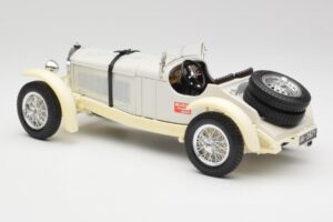Mercedes SSKL Бял & Кремав Bburago 1:18 3002-M1 Метал — снимка 5 от 6