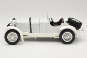 Mercedes SSKL Бял 1931 Bburago 1:18 3002-M2 Метал — снимка 3 от 6