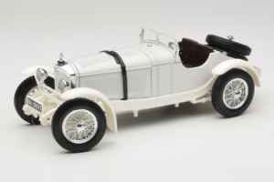 Mercedes SSKL Бял 1931 Bburago 1:18 3002-M2 Метал