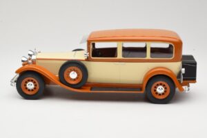 Mercedes Type Nurburg W08 460/460K Бежов MCG 1:18 MCG18034 Метал — снимка 3 от 6